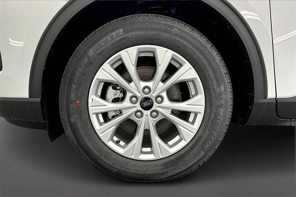 new 2025 Ford Escape car, priced at $25,984