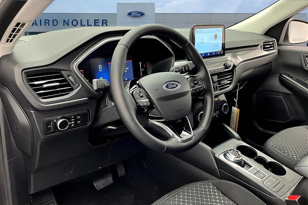 new 2025 Ford Escape car, priced at $25,984