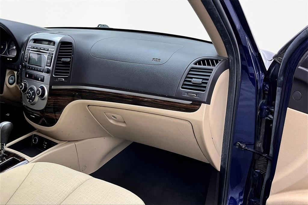 used 2010 Hyundai Santa Fe car, priced at $6,000