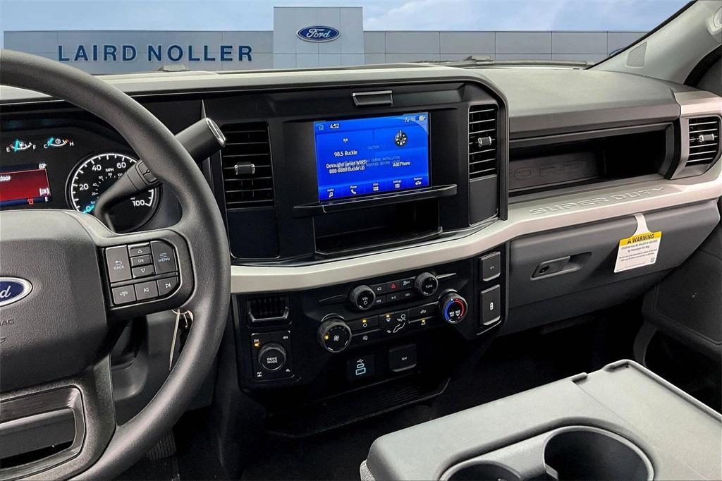 new 2025 Ford F-350 car, priced at $56,192