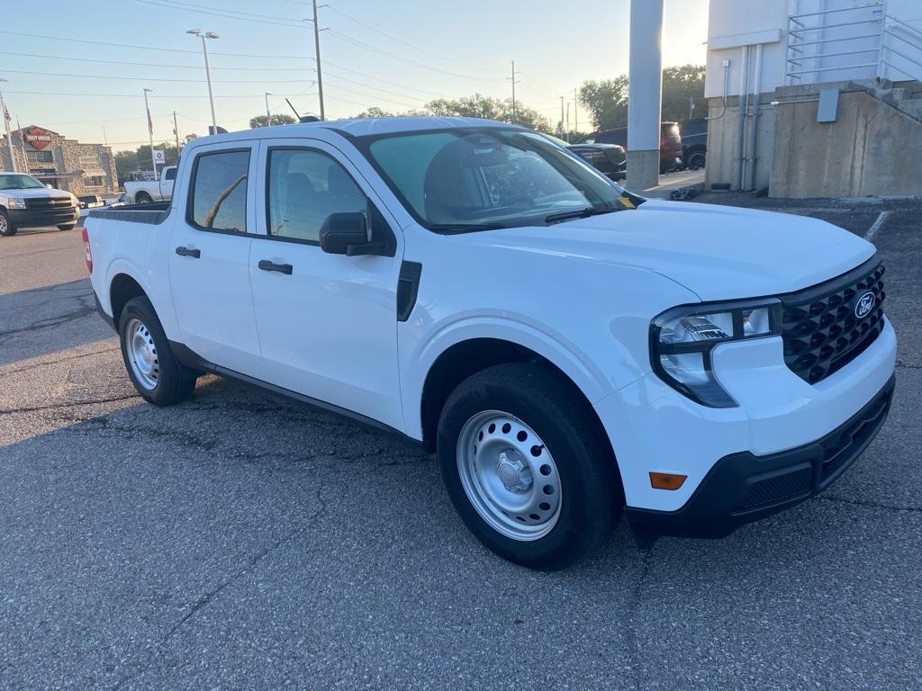 used 2025 Ford Maverick car, priced at $29,000