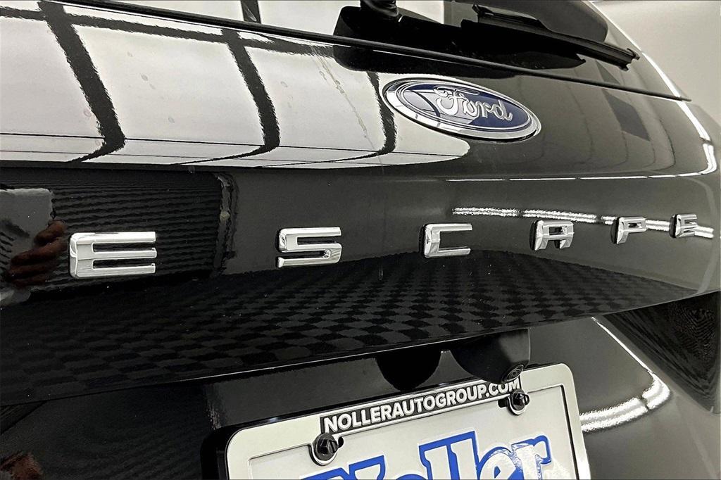 new 2025 Ford Escape car, priced at $28,578