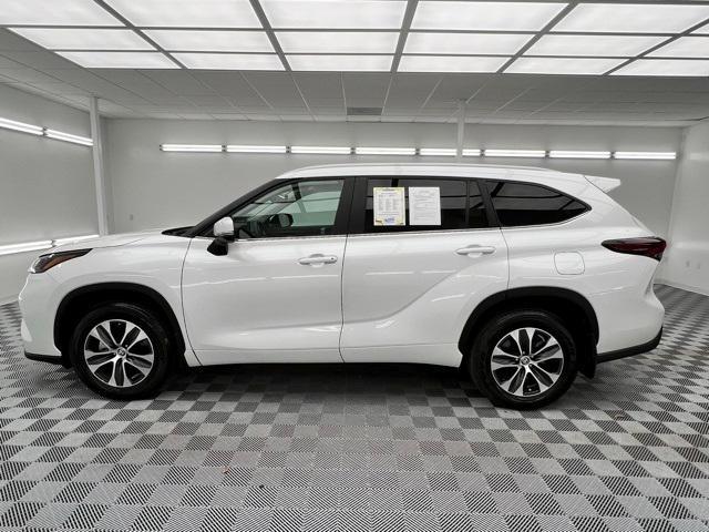 used 2024 Toyota Highlander car, priced at $44,455