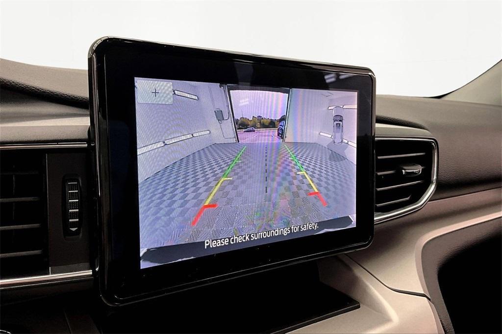 used 2024 Ford Explorer car, priced at $35,399