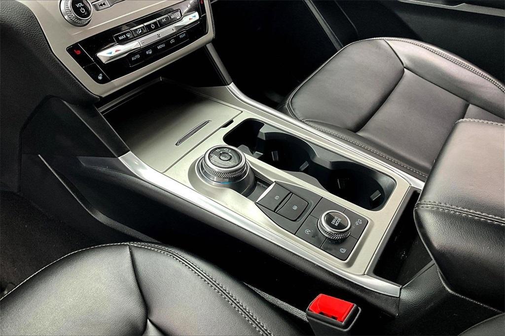 used 2024 Ford Explorer car, priced at $35,399