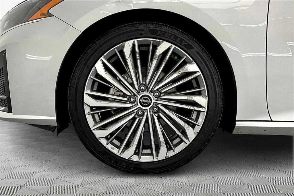 used 2023 Nissan Altima car, priced at $22,300