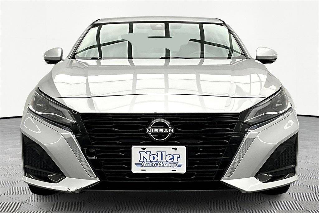used 2023 Nissan Altima car, priced at $22,300