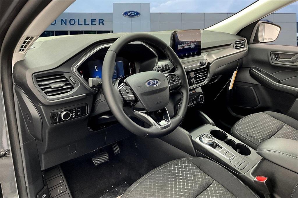 new 2025 Ford Escape car, priced at $29,564