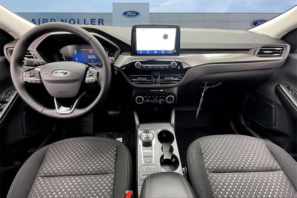 new 2025 Ford Escape car, priced at $27,052