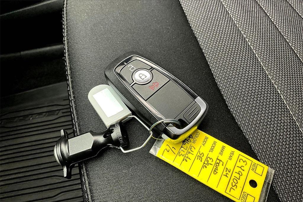 used 2024 Ford Edge car, priced at $27,759