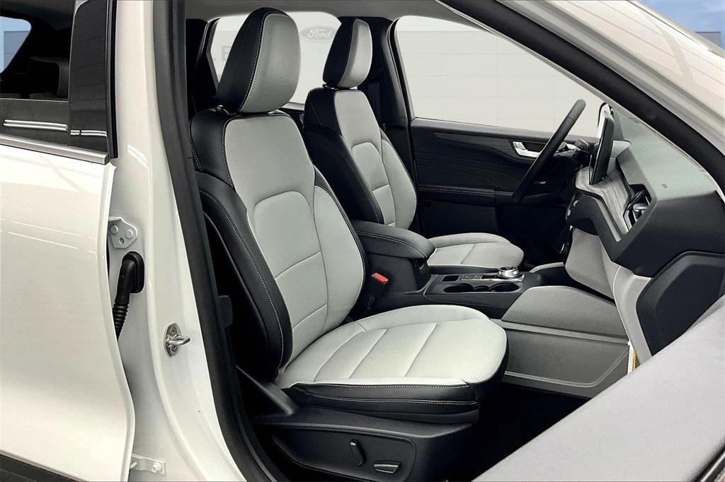 new 2025 Ford Escape car, priced at $33,390