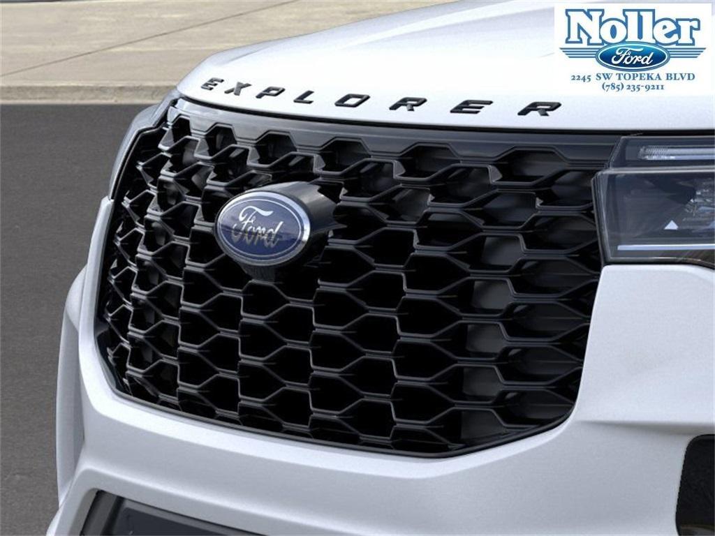 new 2025 Ford Explorer car, priced at $41,728