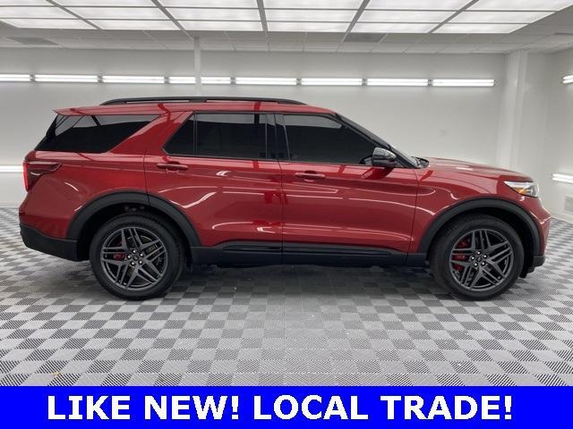 used 2024 Ford Explorer car, priced at $52,995