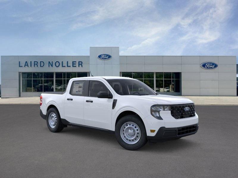 new 2025 Ford Maverick car, priced at $28,092