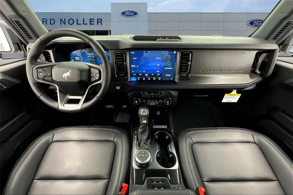 new 2025 Ford Bronco car, priced at $44,991