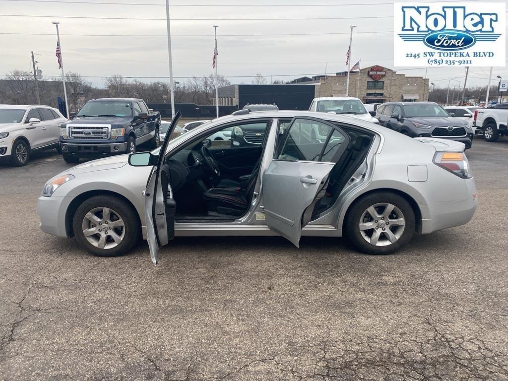 used 2008 Nissan Altima car