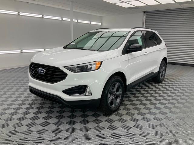 new 2024 Ford Edge car, priced at $42,588