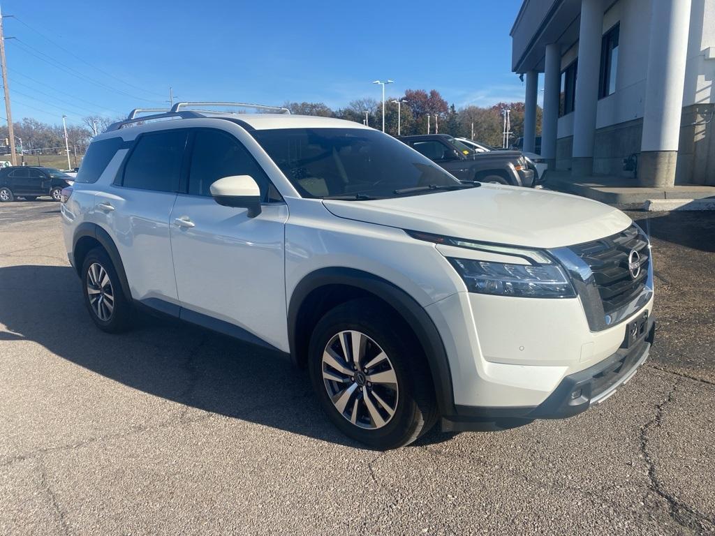 used 2022 Nissan Pathfinder car, priced at $31,000