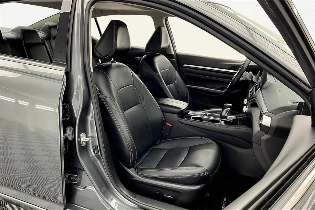 used 2023 Nissan Altima car, priced at $23,500