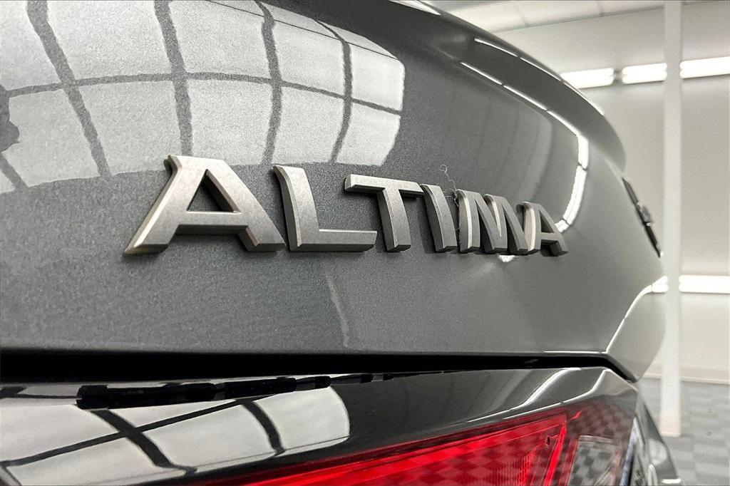 used 2023 Nissan Altima car, priced at $23,500