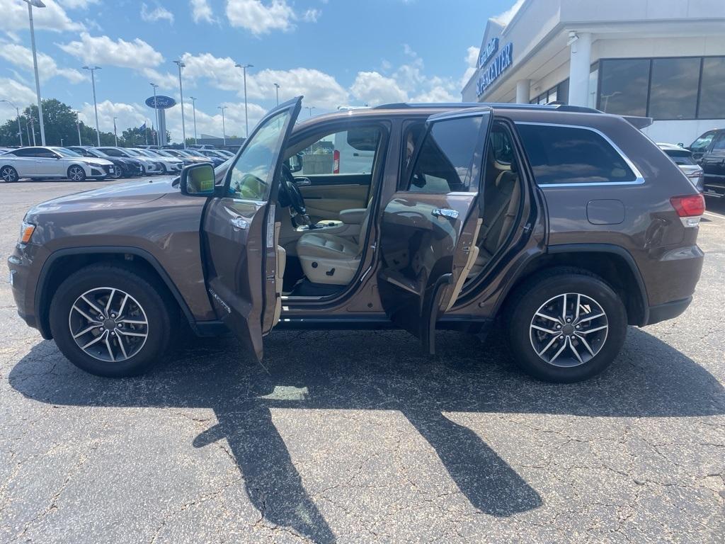 used 2021 Jeep Grand Cherokee car, priced at $26,500