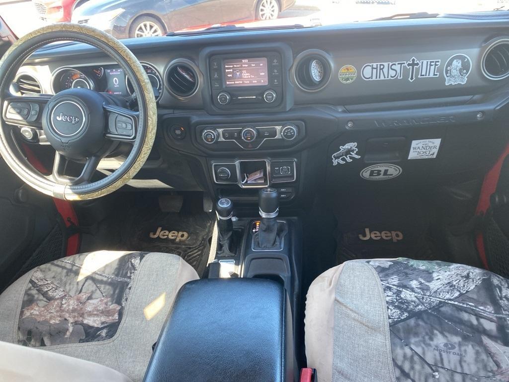 used 2021 Jeep Wrangler Unlimited car, priced at $32,157