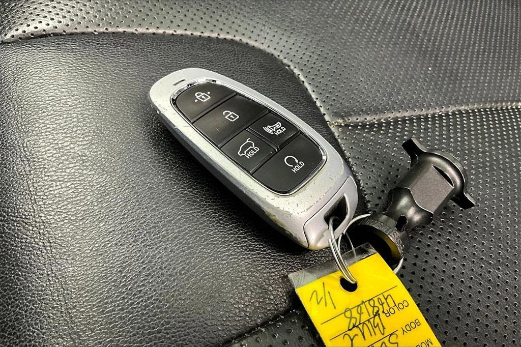used 2022 Hyundai Santa Fe car, priced at $23,300