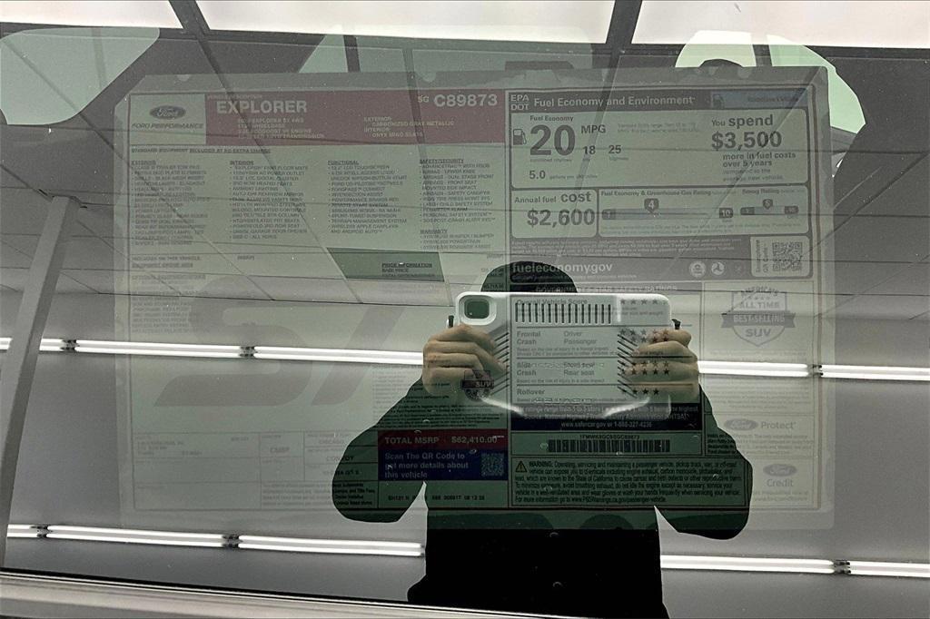 new 2025 Ford Explorer car, priced at $57,165