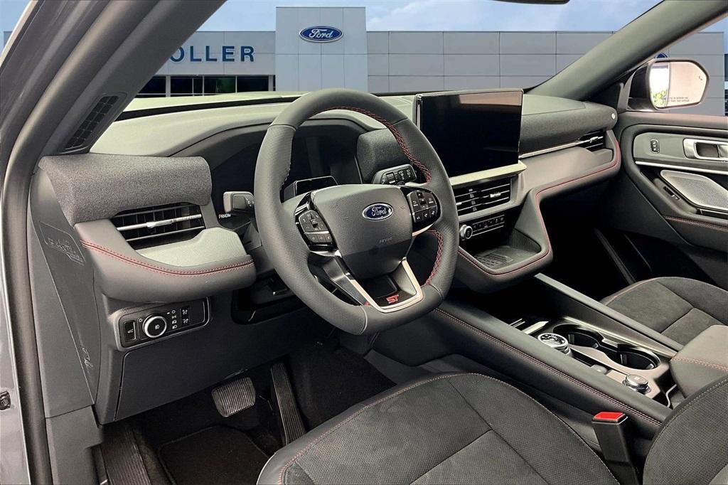 new 2025 Ford Explorer car, priced at $57,165