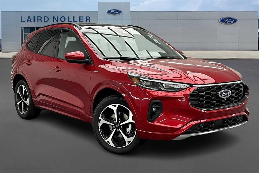 new 2025 Ford Escape car, priced at $39,137