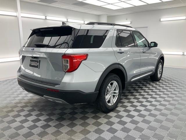 new 2024 Ford Explorer car, priced at $43,948