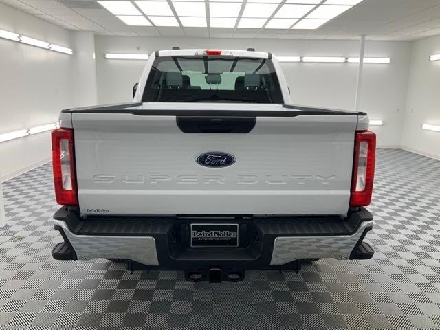 new 2024 Ford F-250 car, priced at $61,801