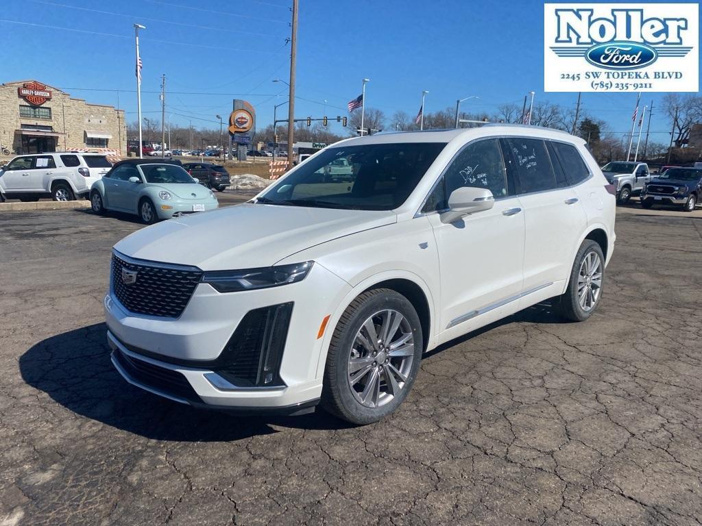 used 2023 Cadillac XT6 car, priced at $33,993