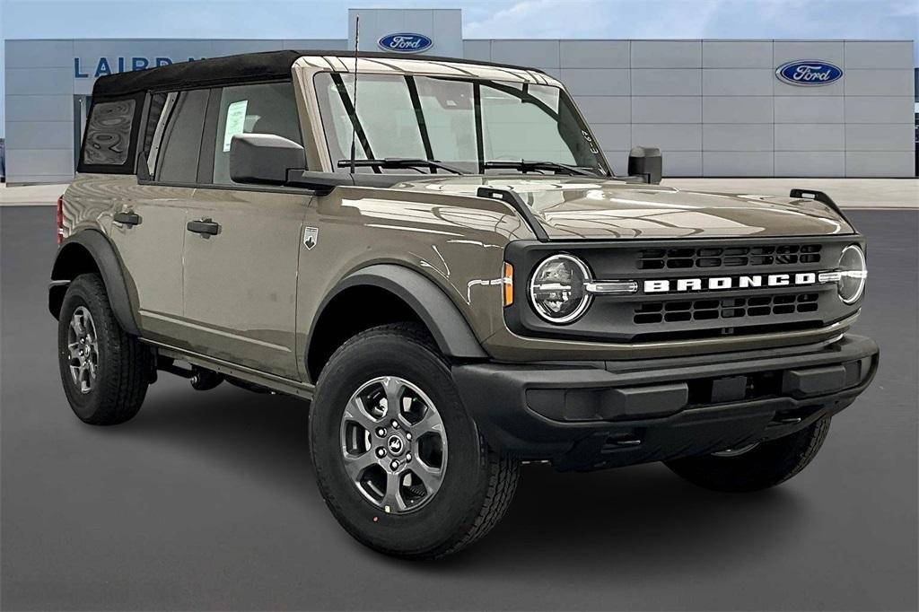 new 2025 Ford Bronco car, priced at $42,030