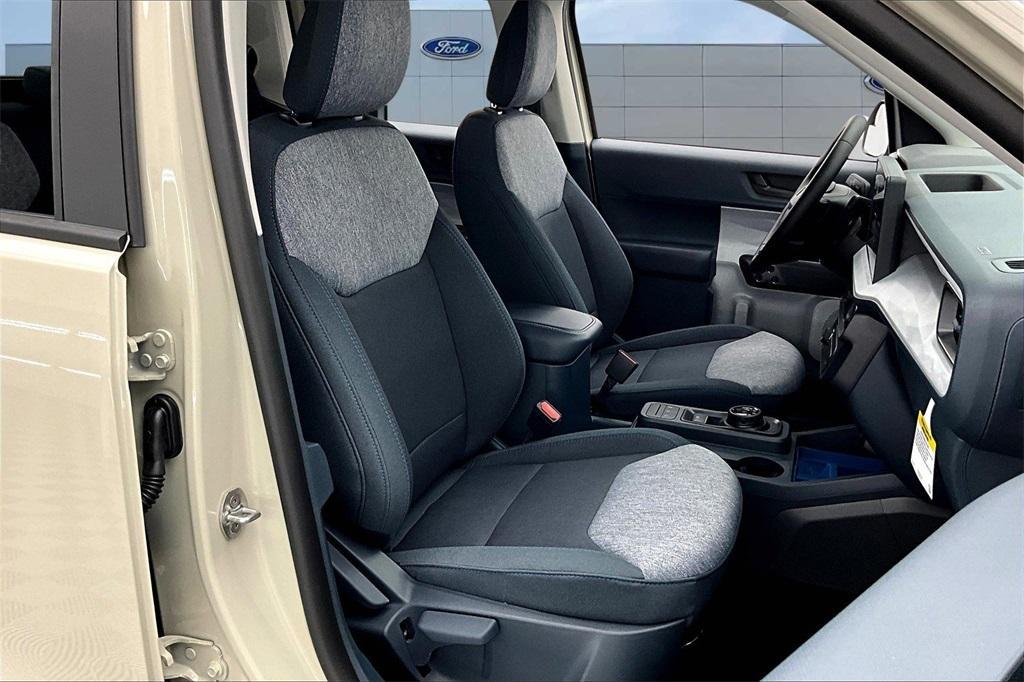 new 2025 Ford Maverick car, priced at $31,991