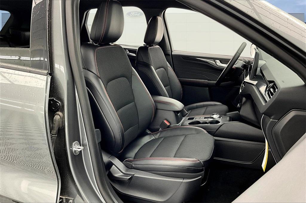 new 2025 Ford Escape car, priced at $26,415