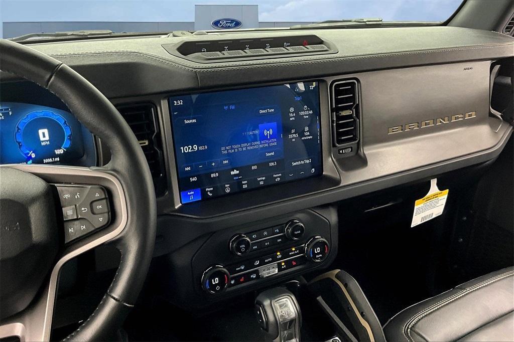 new 2025 Ford Bronco car, priced at $60,283