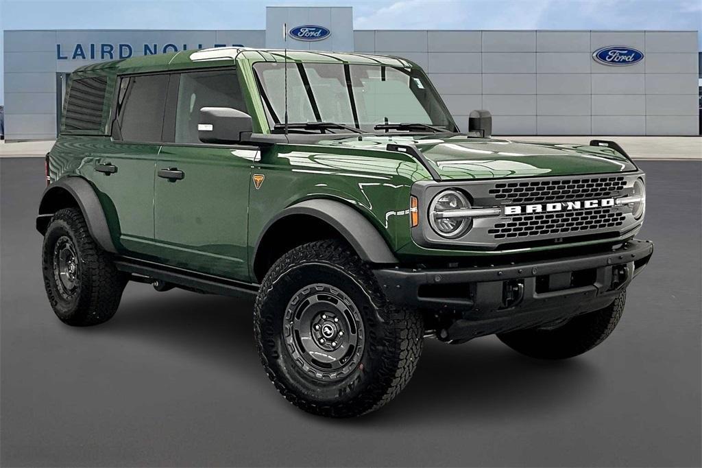 new 2025 Ford Bronco car, priced at $60,283