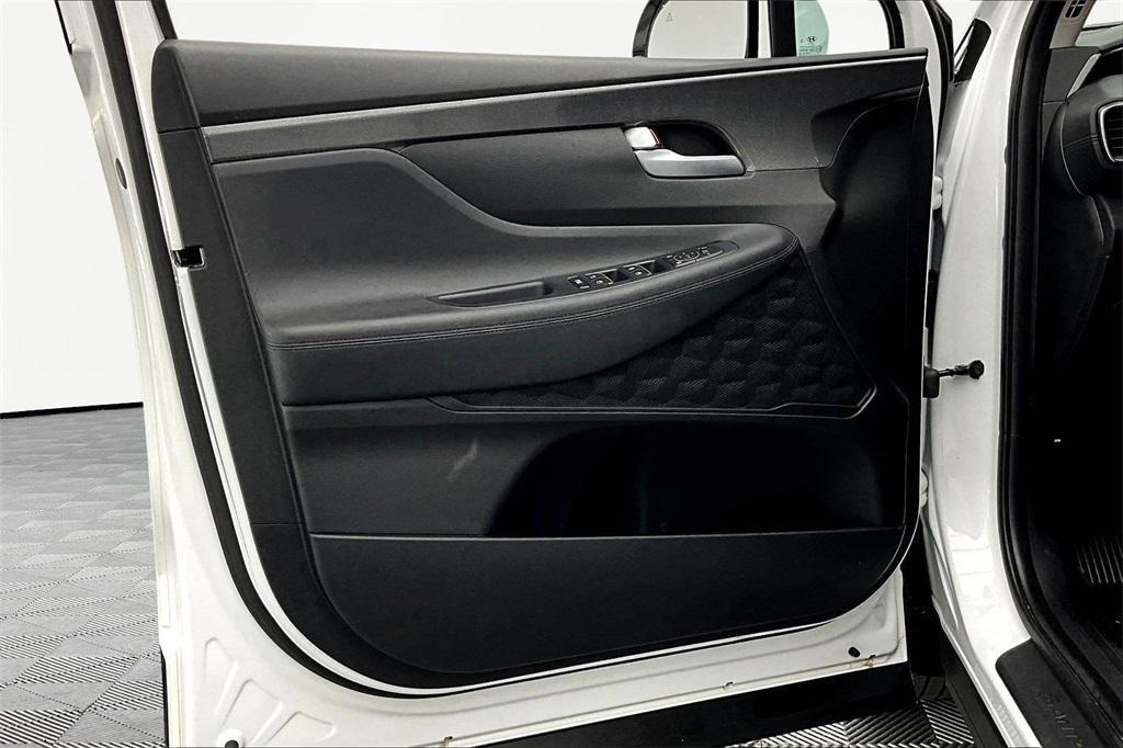 used 2023 Hyundai Santa Fe car, priced at $25,500