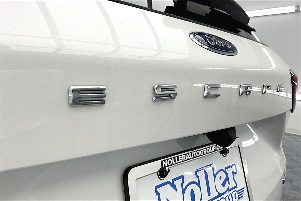 new 2025 Ford Escape car, priced at $34,564