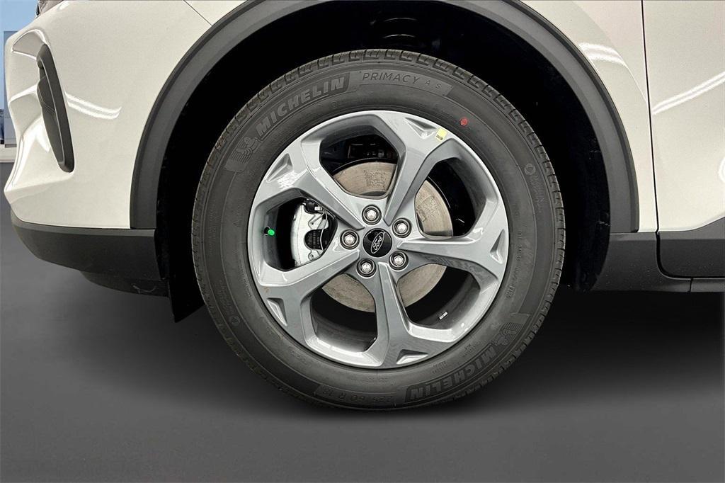 new 2025 Ford Escape car, priced at $34,564