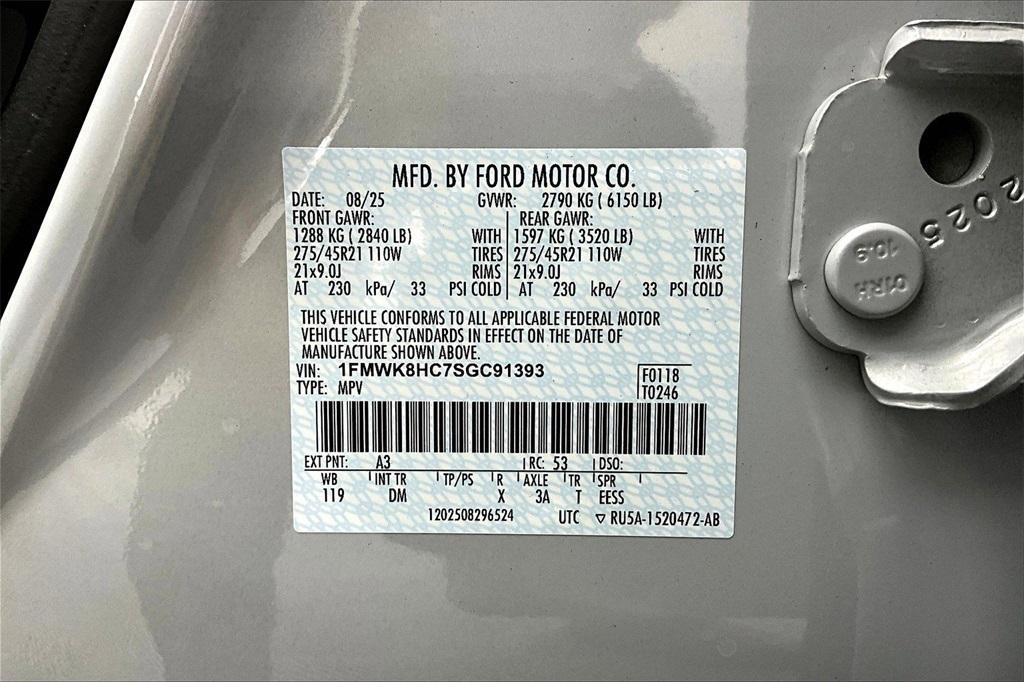 new 2025 Ford Explorer car, priced at $63,665