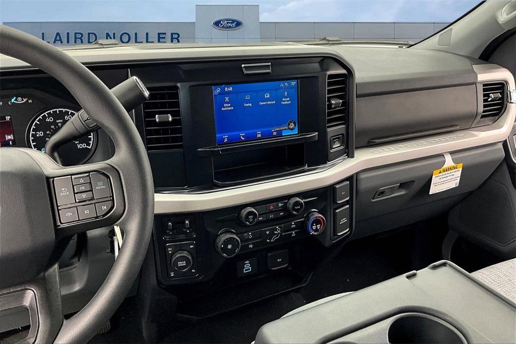 new 2025 Ford F-350 car, priced at $54,151