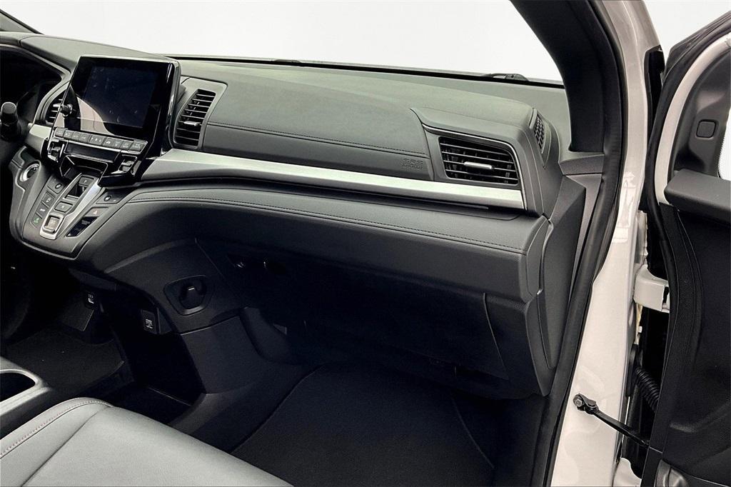used 2024 Honda Odyssey car, priced at $40,500