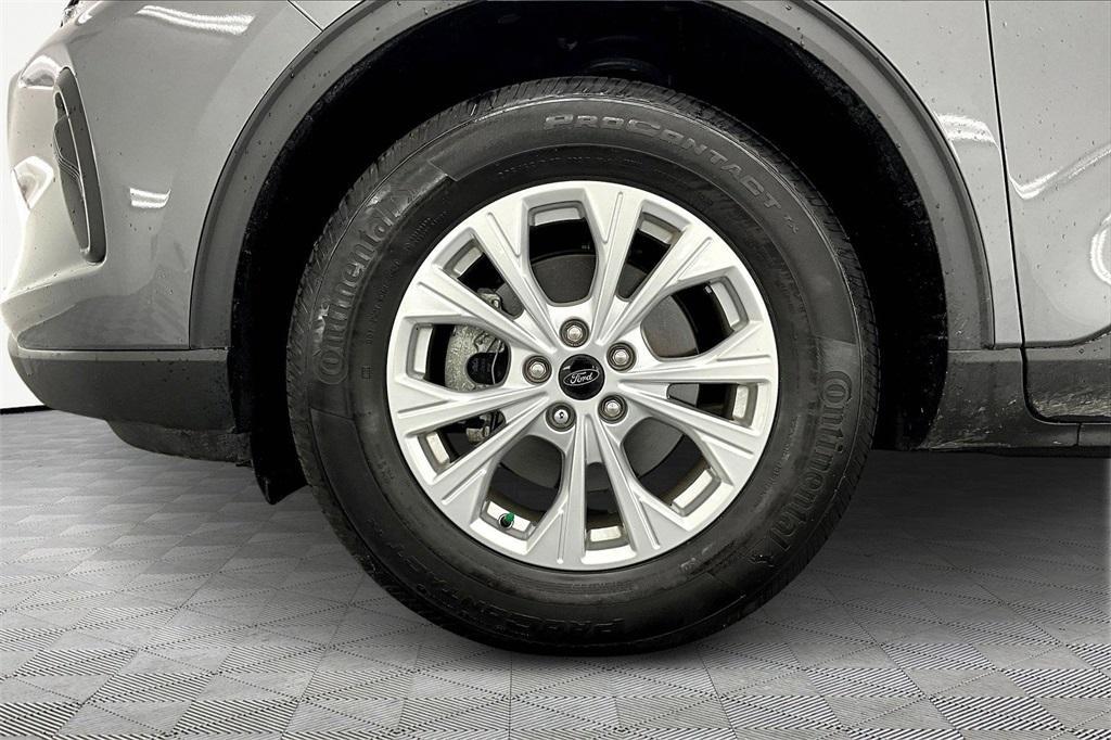 used 2024 Ford Escape car, priced at $28,000