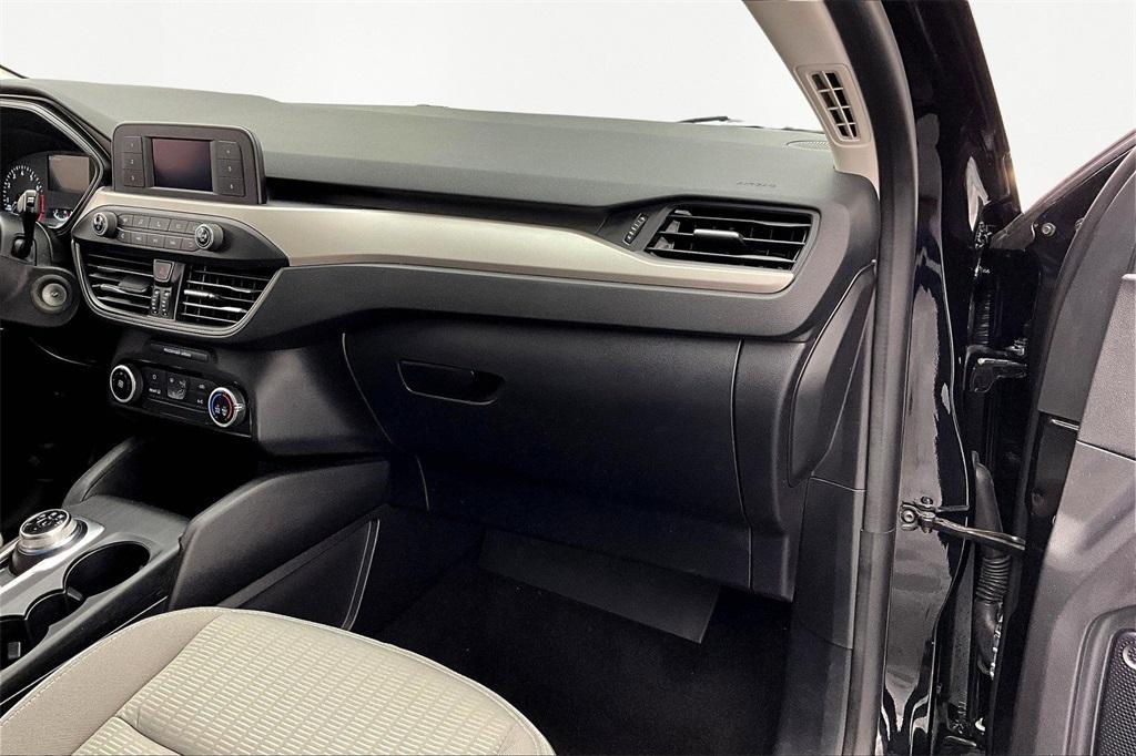 used 2022 Ford Escape car, priced at $19,000