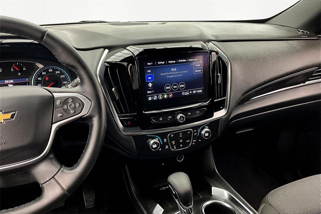 used 2023 Chevrolet Traverse car, priced at $31,300