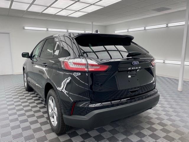 new 2024 Ford Edge car, priced at $32,300