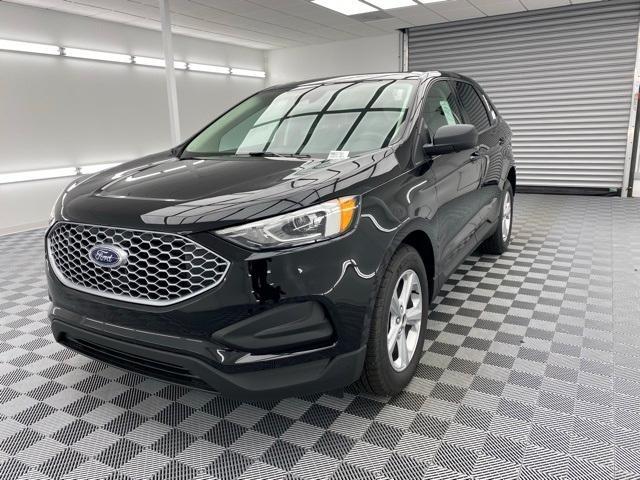 new 2024 Ford Edge car, priced at $32,300