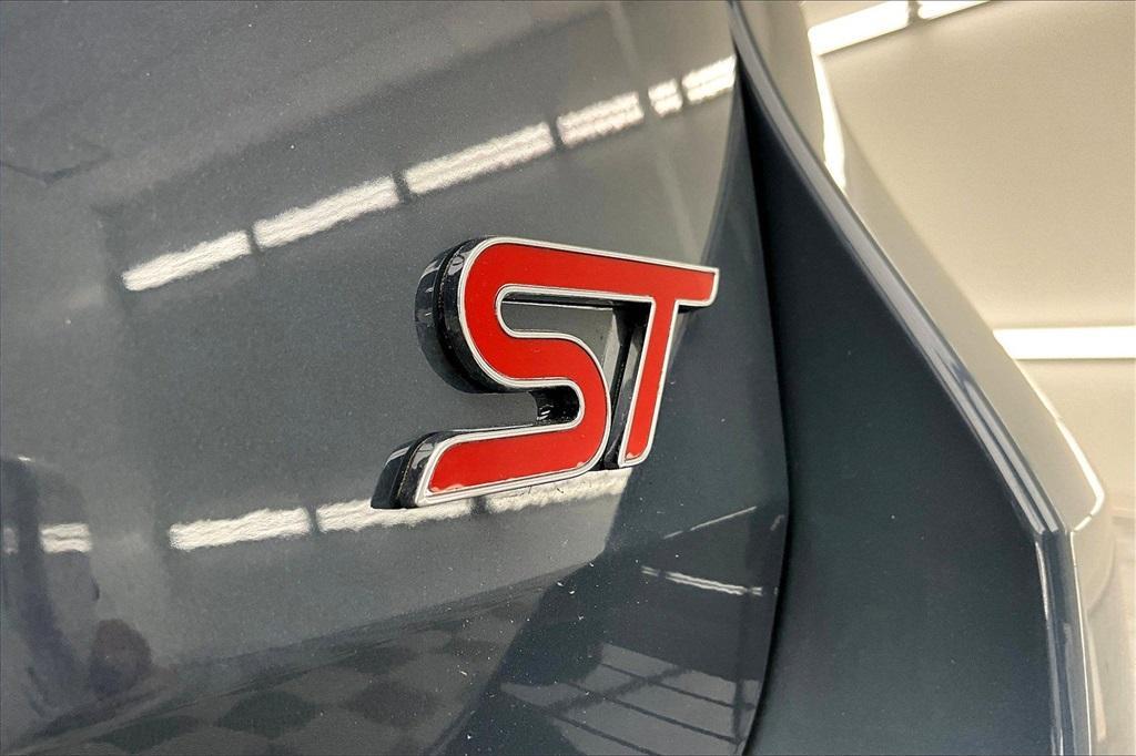 new 2025 Ford Explorer car, priced at $63,780